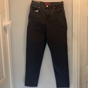 Cute petite Gloria Vanderbilt Jeans